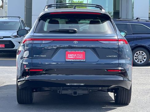 New 2026 Toyota Crown Signia image 8