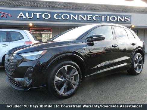 Used 2024 Audi Q4 e-tron Premium Plus w/ Premium Plus image 1