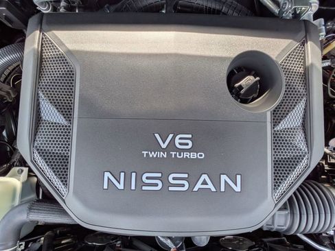 New 2026 Nissan Armada SL w/ Captain's Chari Seat Package image 33