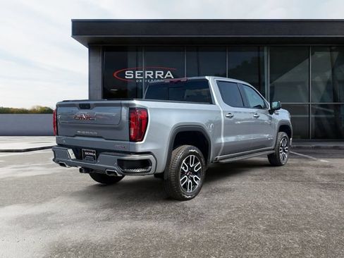 Used 2025 GMC Sierra 1500 AT4 w/ AT4 Premium Package AWD/4WD image 5