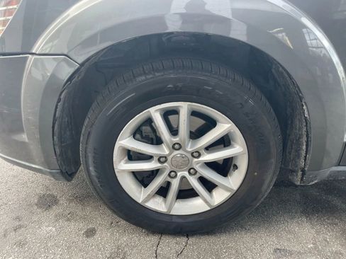 Used 2013 Dodge Journey SXT w/ Flexible Seating Group image 6