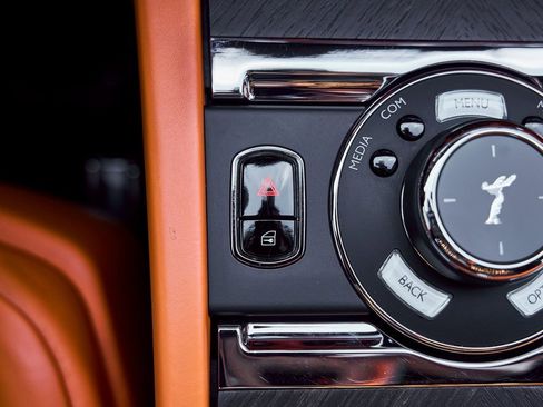 Used 2019 Rolls-Royce Wraith image 63