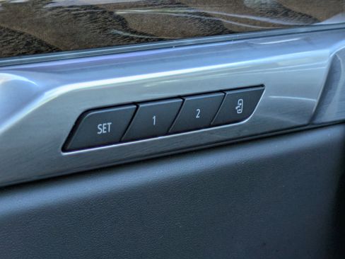 Certified 2025 Cadillac Escalade Sport Platinum AWD/4WD image 24
