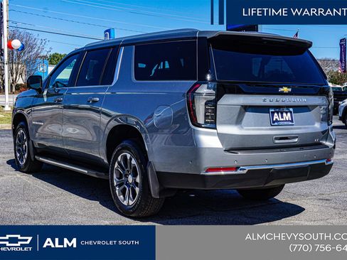 New 2026 Chevrolet Suburban LT w/ Comfort Package RWD image 8