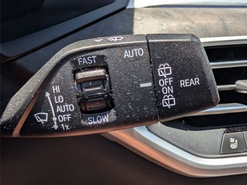 Used 2022 BMW X5 xDrive40i w/ M Sport Package AWD/4WD image 65