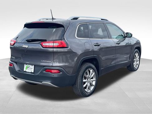 Used 2018 Jeep Cherokee Limited AWD/4WD image 8