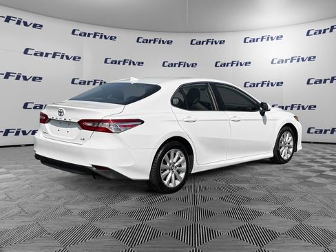 Used 2019 Toyota Camry LE FWD image 4