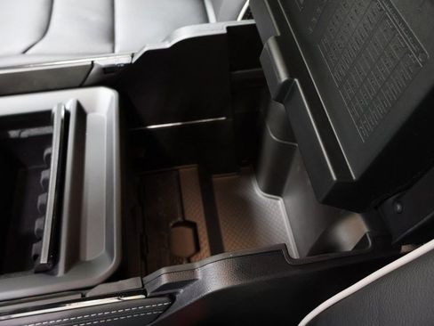 New 2026 RAM 1500 Limited w/ Off Road Group image 31