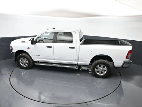 Used 2024 RAM 2500 Big Horn w/ Off Road Package AWD/4WD image 38
