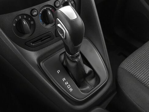 Used 2017 Ford Transit Connect Titanium FWD image 11
