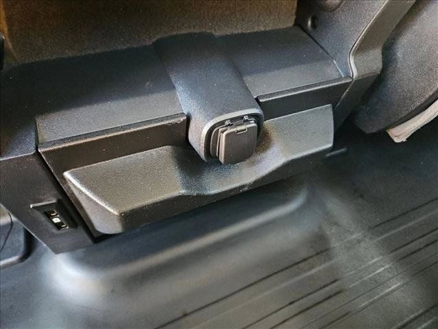 Used 2018 Ford F150 XL w/ Equipment Group 101A Mid AWD/4WD image 16