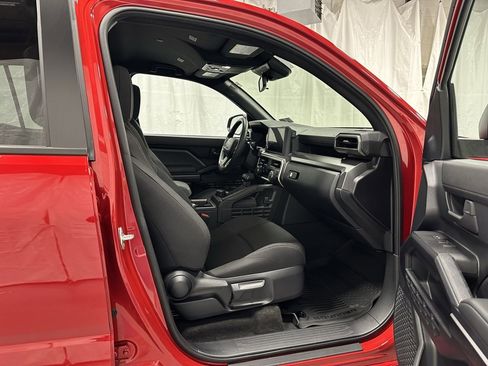 Used 2025 Toyota 4Runner SR5 image 57