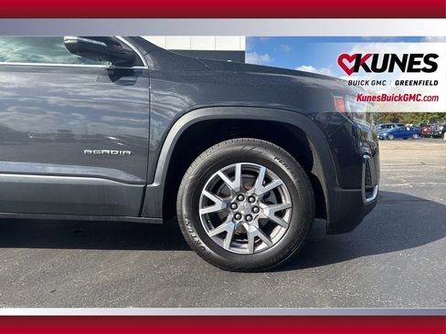 Used 2020 GMC Acadia SLT w/ Premium Package image 16
