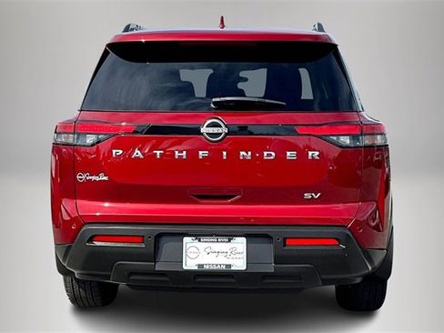 Used 2024 Nissan Pathfinder SV image 6