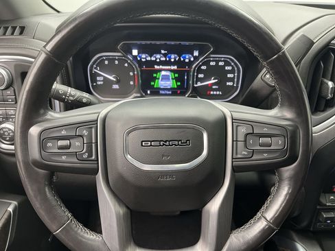 Certified 2020 GMC Sierra 1500 Denali w/ Denali Ultimate Package image 17