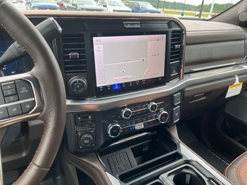 New 2026 Ford F250 King Ranch w/ Chrome Package AWD/4WD image 21
