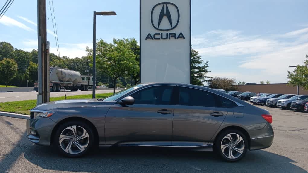 Used 2020 Honda Accord EX image 2