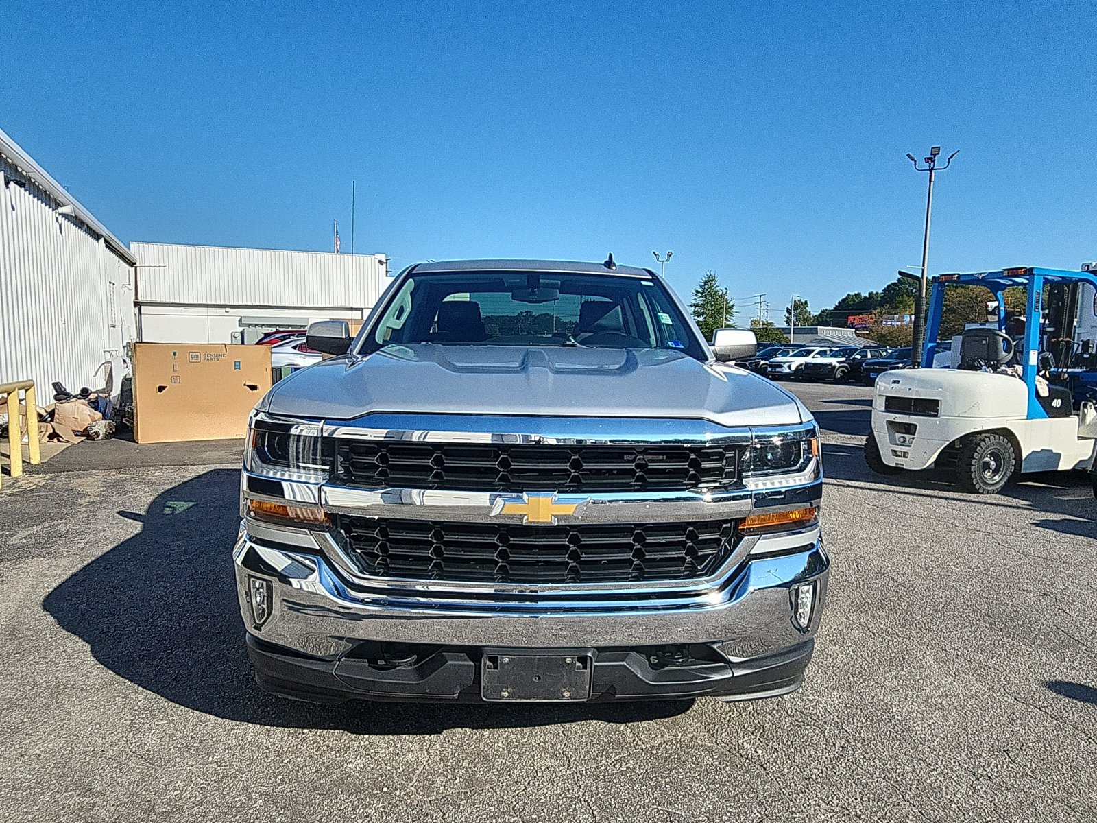 Used 2019 Chevrolet Silverado 1500 LT w/ All Star Edition AWD/4WD image 8