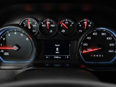 Used 2019 Chevrolet Silverado 1500 Custom w/ Custom Value Package image 17