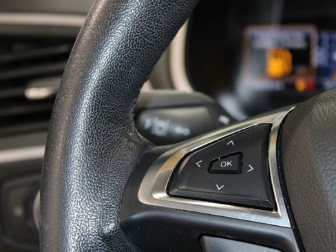 Used 2021 Ford Edge SEL FWD image 37