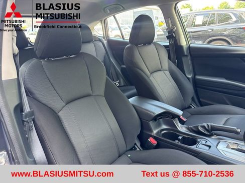 Used 2019 Subaru Impreza 2.0i AWD/4WD image 39