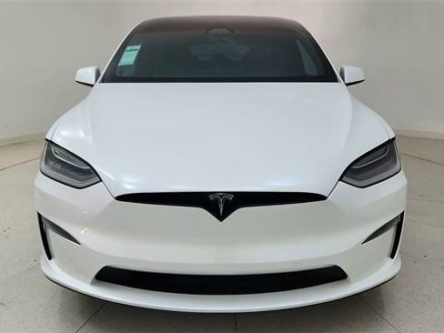 Used 2022 Tesla Model X image 2