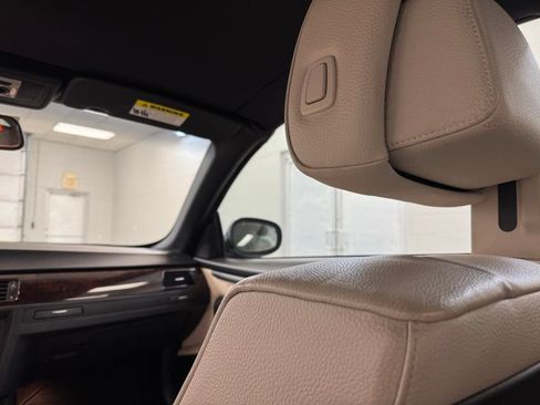 Used 2011 BMW 328i Convertible RWD image 20