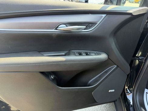 Certified 2024 Cadillac XT5 Luxury AWD/4WD image 19