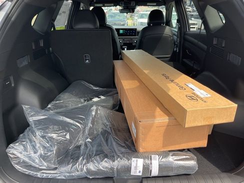 New 2025 Hyundai Tucson XRT image 12