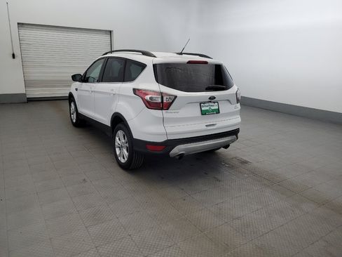 Used 2017 Ford Escape SE w/ Equipment Group 201A FWD image 5