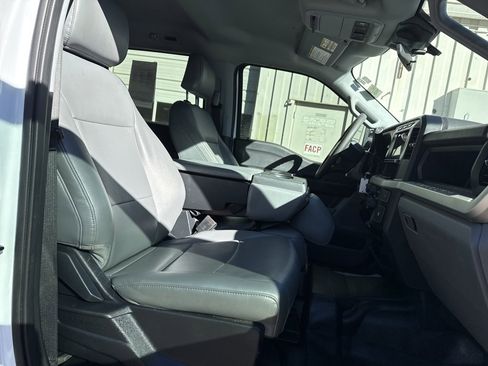 Used 2023 Ford F250 XL image 30