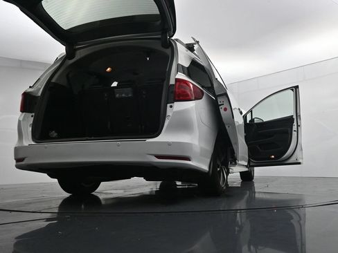 Used 2023 Honda Odyssey Touring image 30