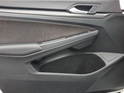 Certified 2023 Volkswagen GTI 40th Anniversary Edition image 13