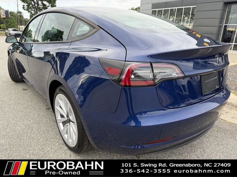 Used 2023 Tesla Model 3 Standard Range RWD image 3