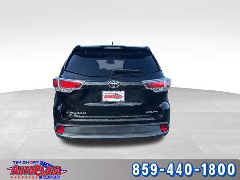 Used 2016 Toyota Highlander XLE AWD/4WD image 4