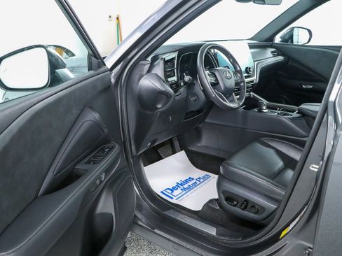 Used 2024 Lexus TX 350 FWD w/ Captains Chair Package image 3