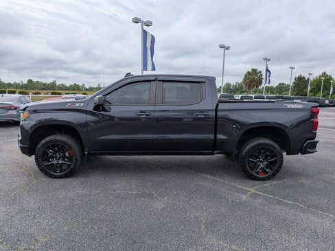 Used 2024 Chevrolet Silverado 1500 Custom Trail Boss AWD/4WD image 10