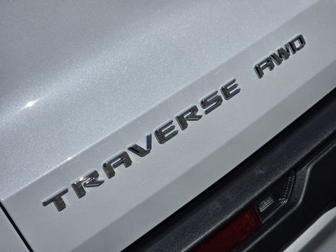 New 2026 Chevrolet Traverse LT w/ Driver Confidence Package image 7