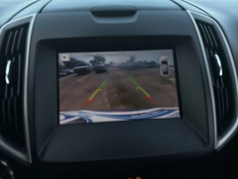 Used 2019 Ford Edge SEL w/ Equipment Group 201A AWD/4WD image 27