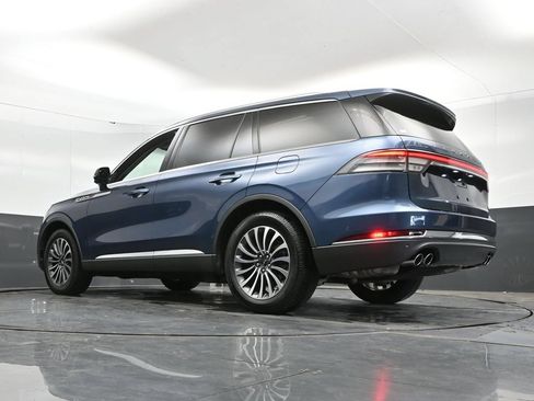 Used 2020 Lincoln Aviator Reserve w/ Equipment Group 201A AWD/4WD image 47
