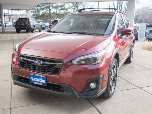 Used 2018 Subaru Crosstrek 2.0i Limited image 3