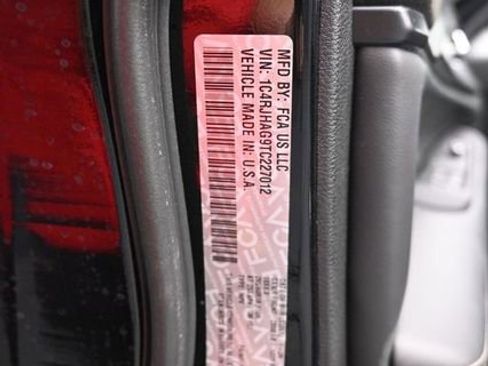 New 2026 Jeep Grand Cherokee Laredo w/ MOPAR Finishing Package image 15