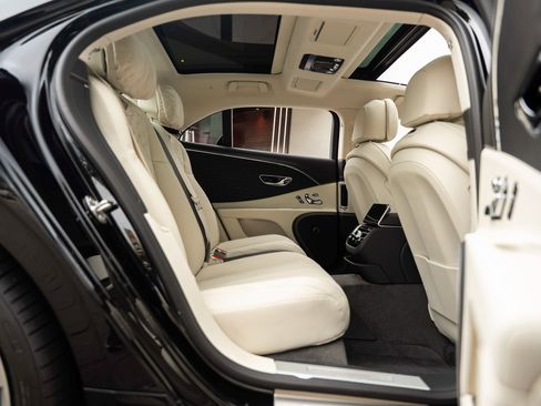 Certified 2025 Bentley Flying Spur Speed image 56