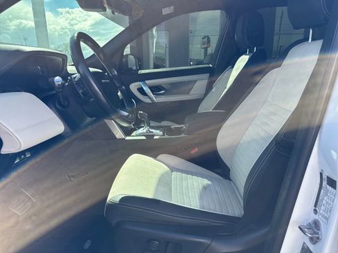 Used 2020 Land Rover Discovery Sport SE R-Dynamic AWD/4WD image 9