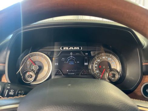 Used 2022 RAM 1500 Limited AWD/4WD image 29