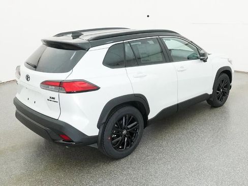 New 2026 Toyota Corolla Cross XSE image 9