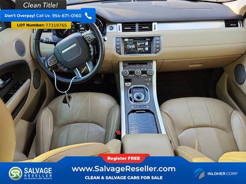 Used 2016 Land Rover Range Rover Evoque SE image 11