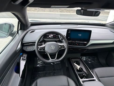 Certified 2023 Volkswagen ID.4 Pro S Plus image 16