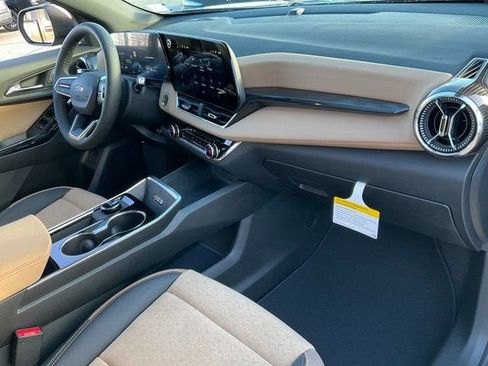 New 2026 Chevrolet Equinox ACTIV w/ Safety and Technology Package image 20