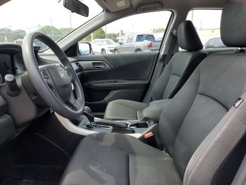 Used 2015 Honda Accord LX image 5
